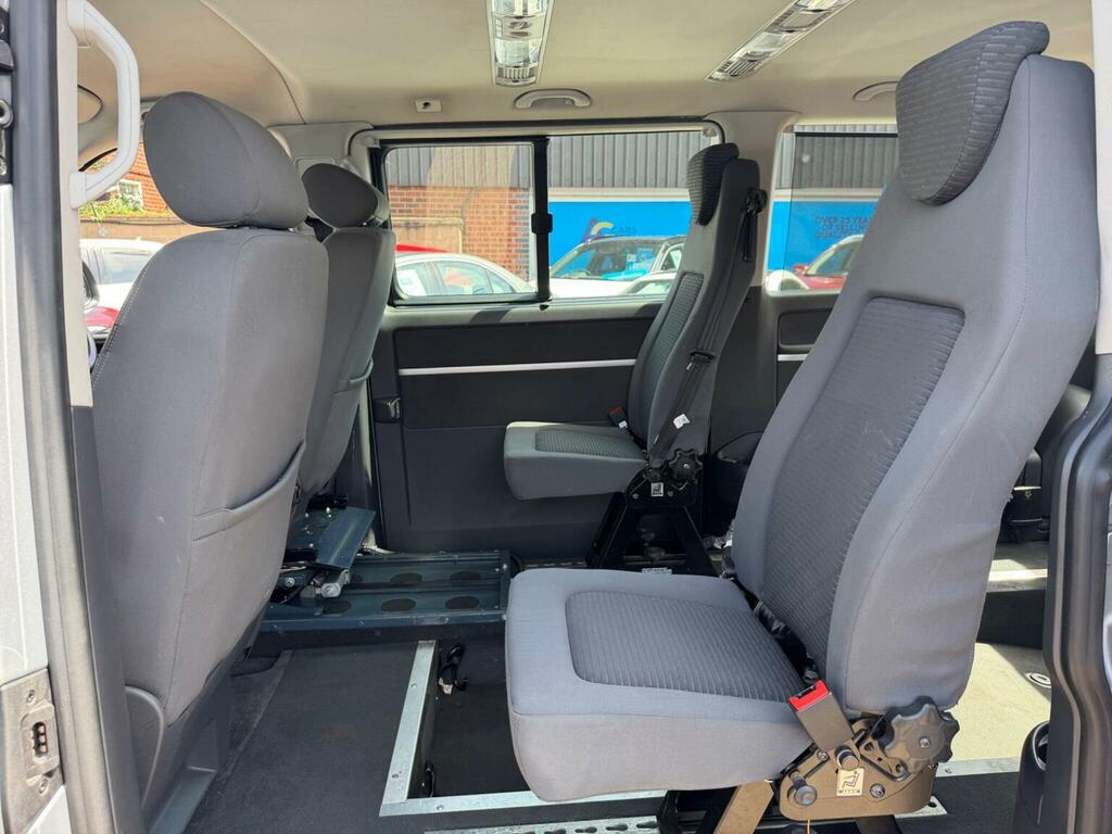 Volkswagen Caravelle 2L Edition 25 White #27