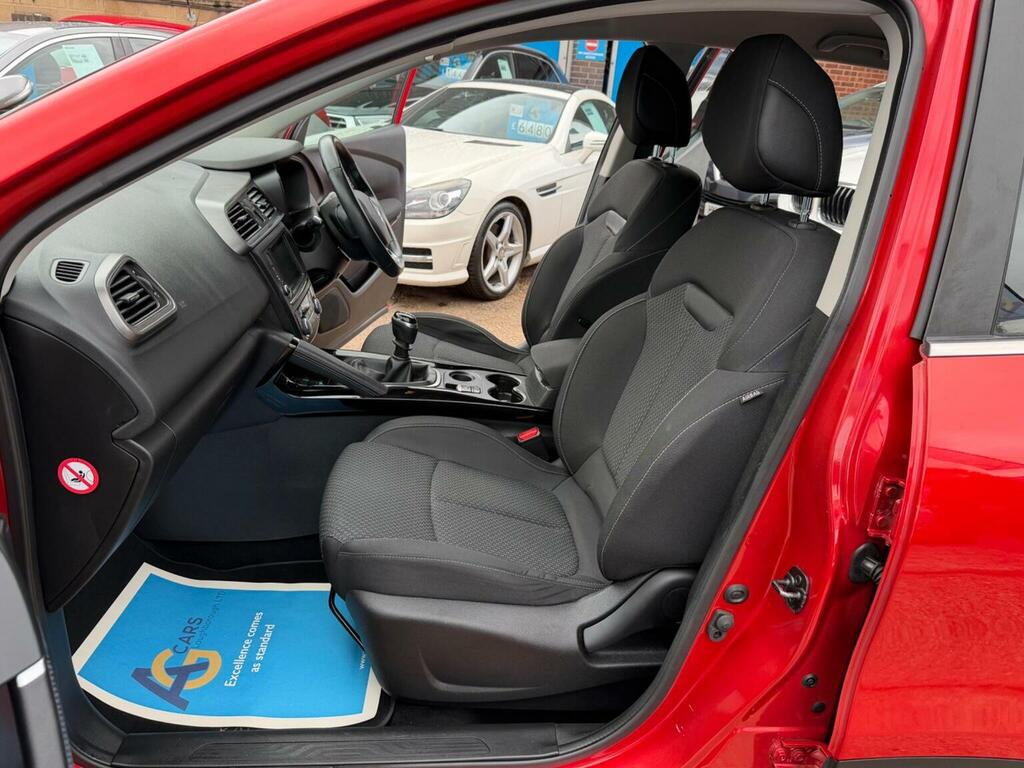 Renault Kadjar Suv 1.5 Dci Dynamique Nav Euro 6 Ss 20181 YC18ONX Red #4
