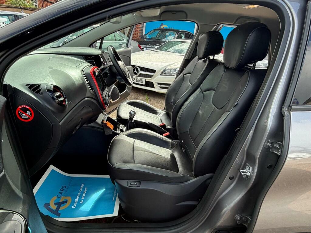 Renault Captur Suv 1.5 Dci Energy Signature Nav Euro 6 Ss BN66PPF Grey #4