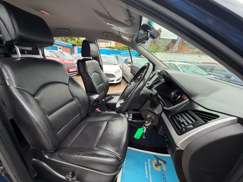 SsangYong Korando Elx White #114