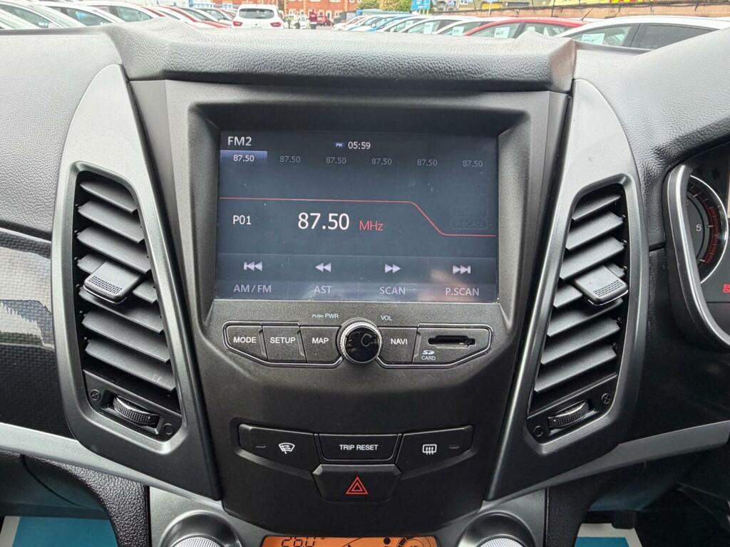 SsangYong Korando Elx White #19