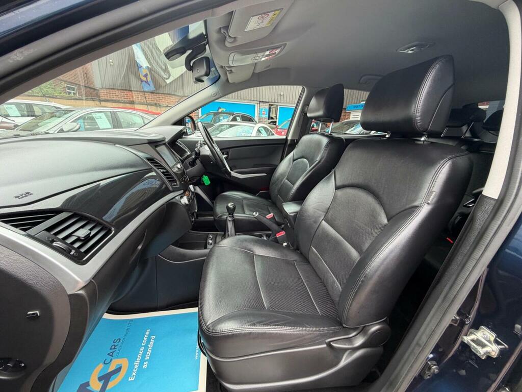 SsangYong Korando Elx White #32