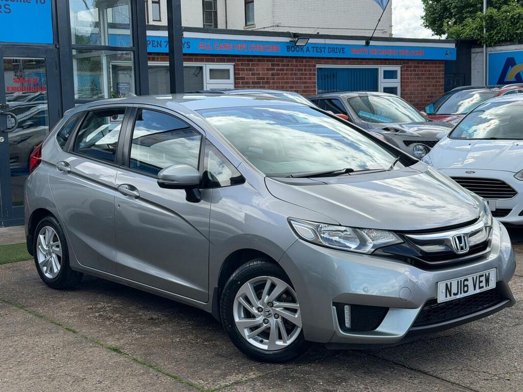 Honda Jazz Hatchback 1.3 I-vtec Se Euro 6 Ss 201616 Silver