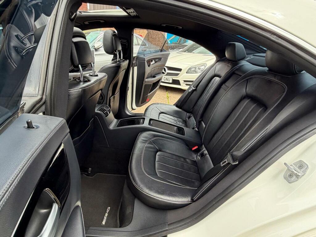 Mercedes-Benz CLS 2.1 Cls250 Cdi Blueefficiency Sport Coupe G-tronic White #5