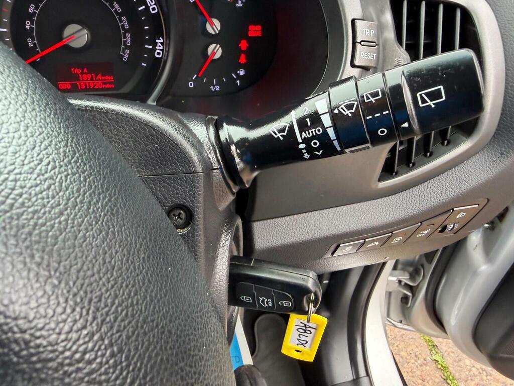 Kia Sportage First Edition Orange #26