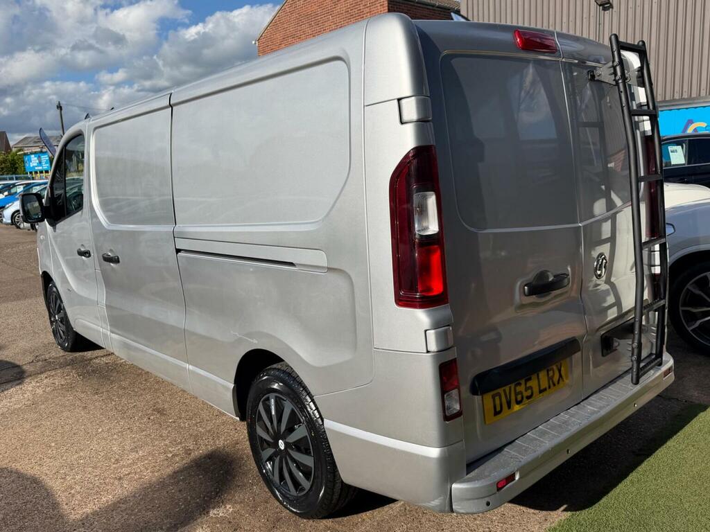 Vauxhall Vivaro Panel Van 1.6 Cdti 2900 Sportive L2 H1 Euro 5 Silver #4