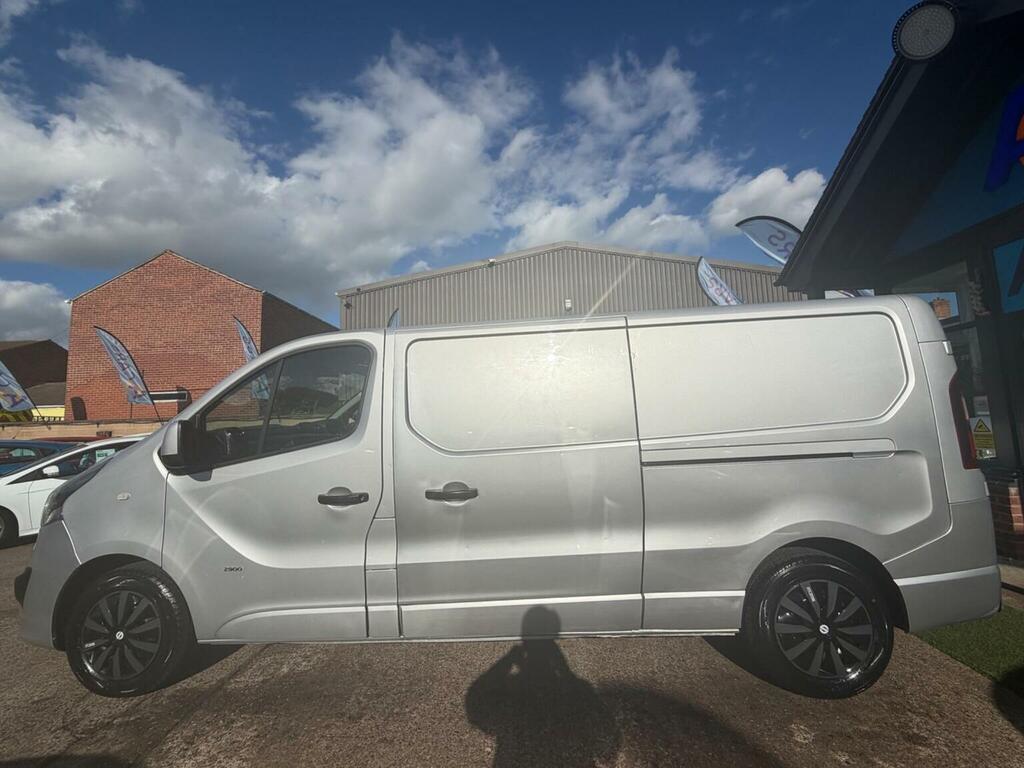 Vauxhall Vivaro Panel Van 1.6 Cdti 2900 Sportive L2 H1 Euro 5 Silver #2