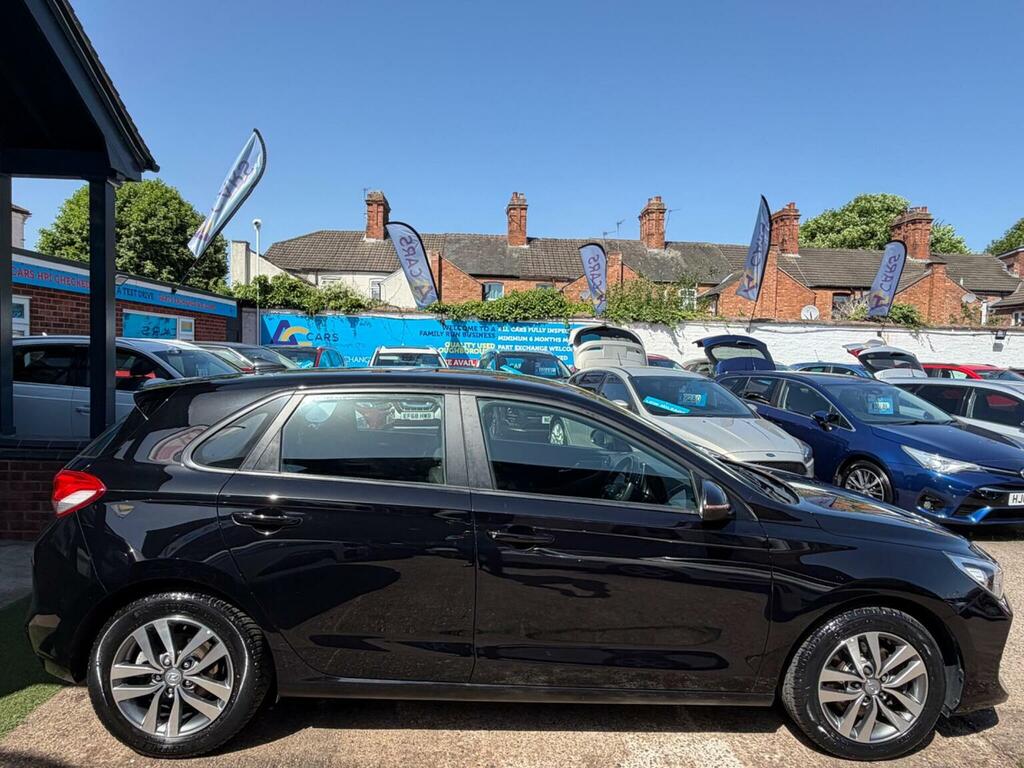 Hyundai I30 Hatchback 1.0 T-gdi Se Nav Euro 6 Ss 2020 Black #6