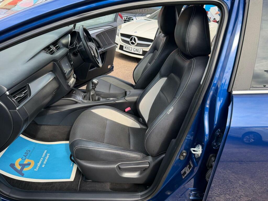 Toyota Avensis 1.6 D-4d Business Edition Plus Touring Sports Euro Blue #4