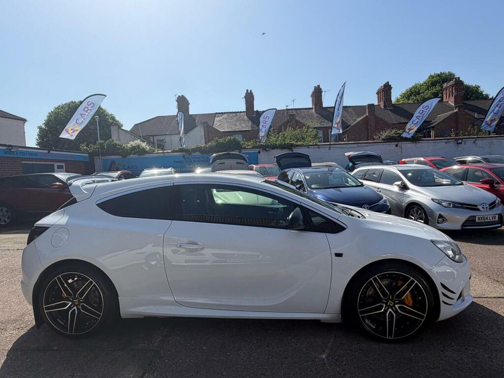 Vauxhall Astra GTC 2.0T Vxr Euro 5 Ss White #6