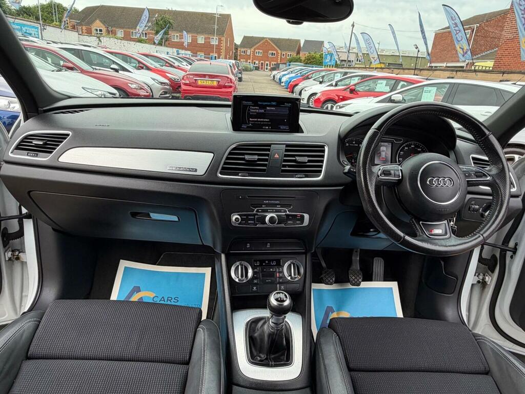 Audi Q3 Suv 2.0 Tfsi S Line Quattro Euro 5 Ss 2013 White #2