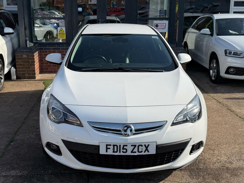 Vauxhall Astra GTC 2.0 Cdti Sri Euro 5 Ss White #6