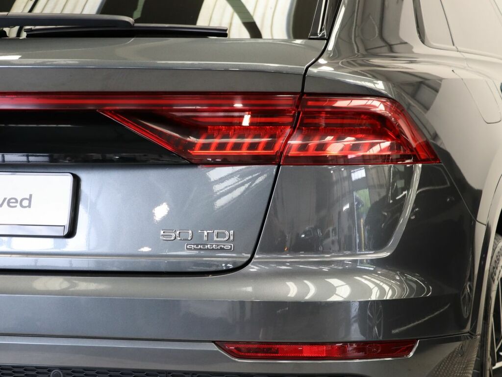 Audi Q8  Blue #19
