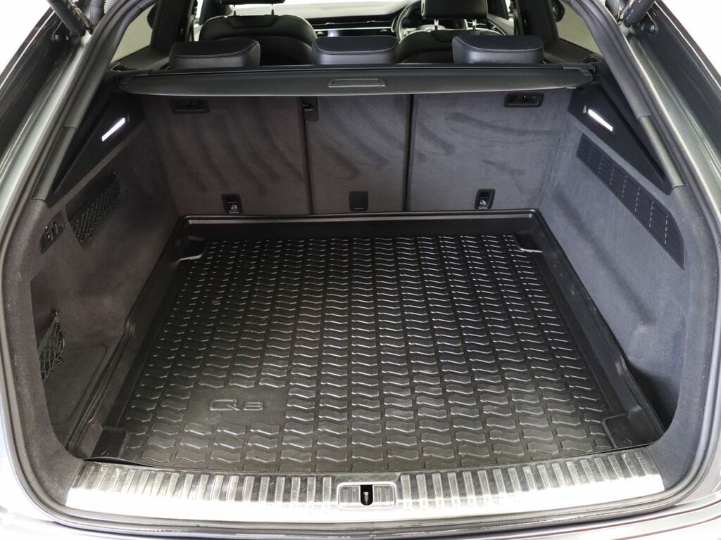 Audi Q8  Blue #9