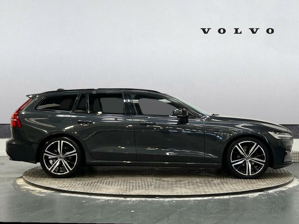 Volvo V60 T4 Momentum Plus White #3