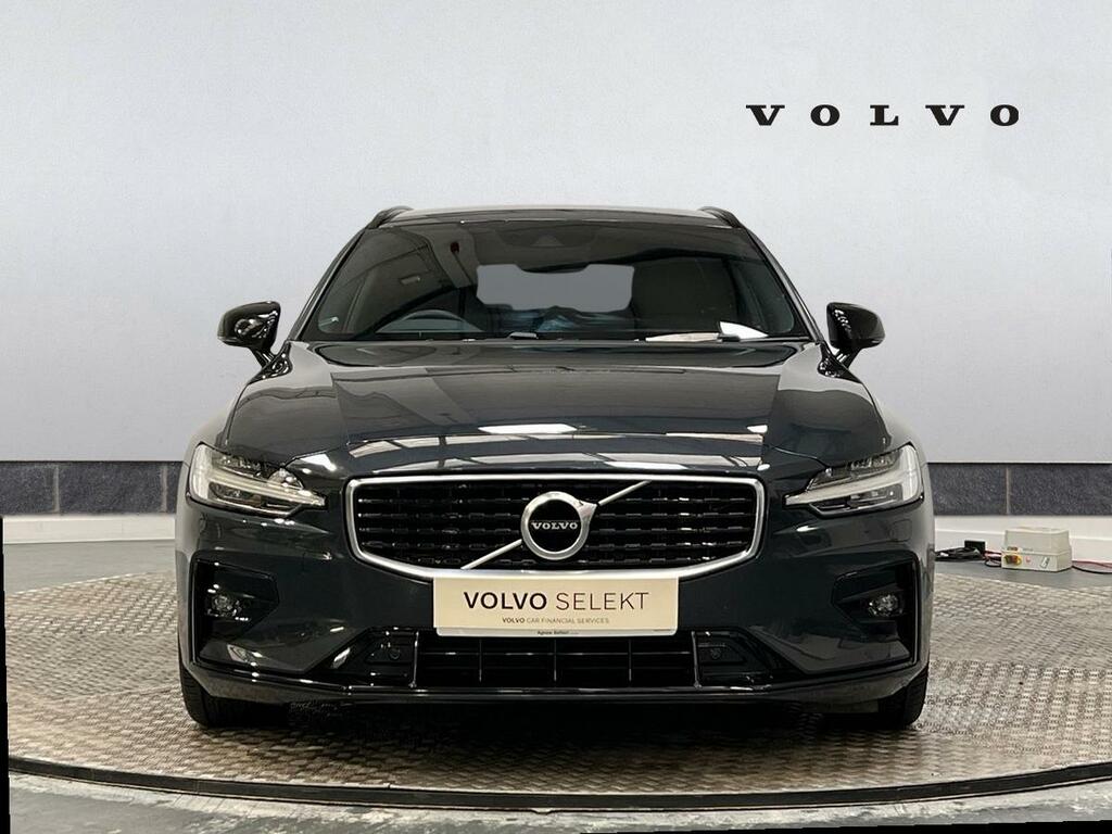 Volvo V60 T4 Momentum Plus White #8
