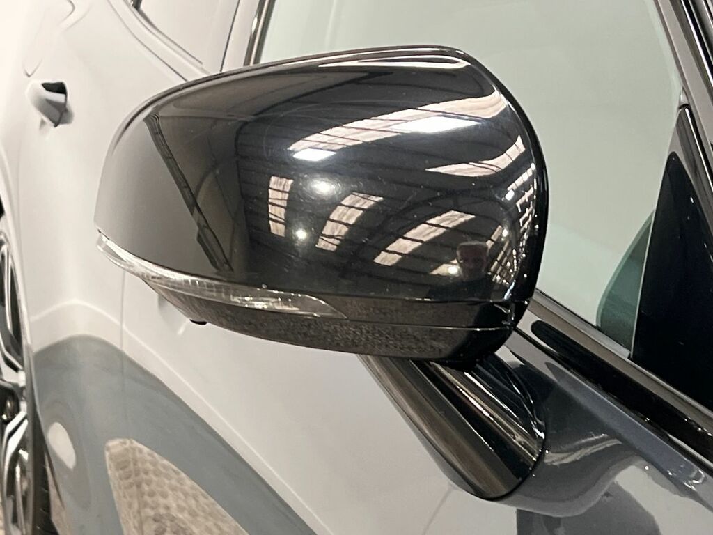 Volvo V60 T4 Momentum Plus White #31