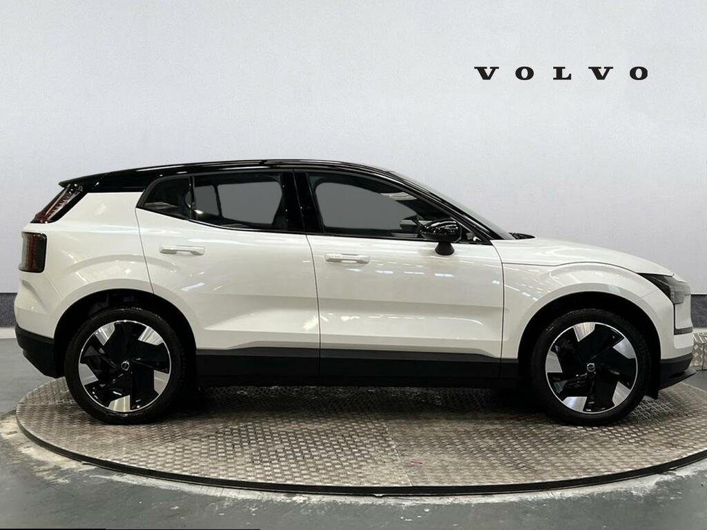 Volvo EX30 Plus, Single Motor Extended Range, Grey #3