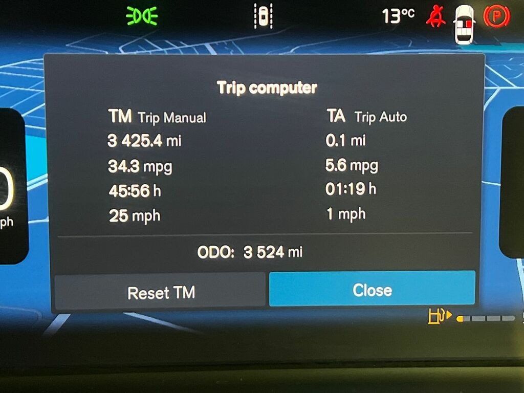Volvo XC40 Plus Black #14