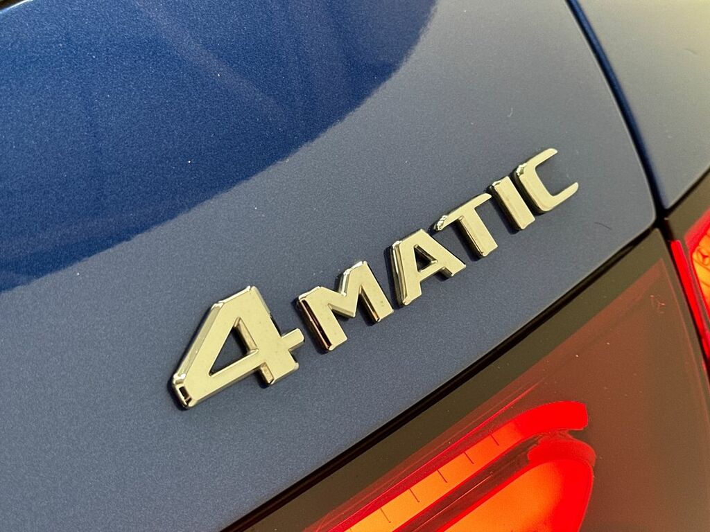 Mercedes-Benz GLC Class Glc 220 D 4Matic Amg Line Premium Plus Black #27