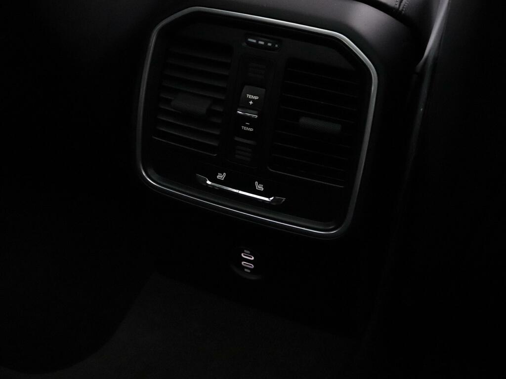 Porsche Macan 2.0T Suv Black #28