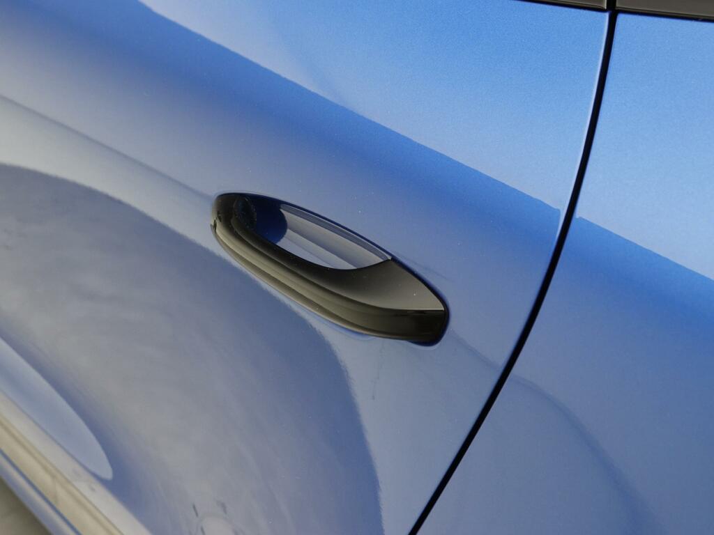 Porsche Macan 2.0T Suv Black #20
