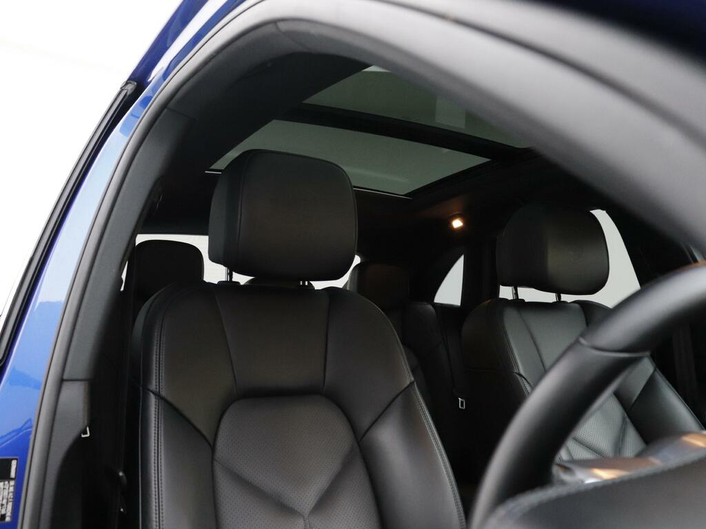 Porsche Macan 2.0T Suv Black #30