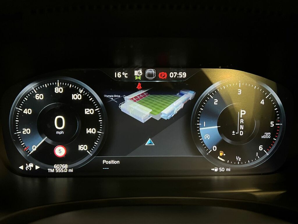 Volvo V90 T4 R-design Plus Black #11