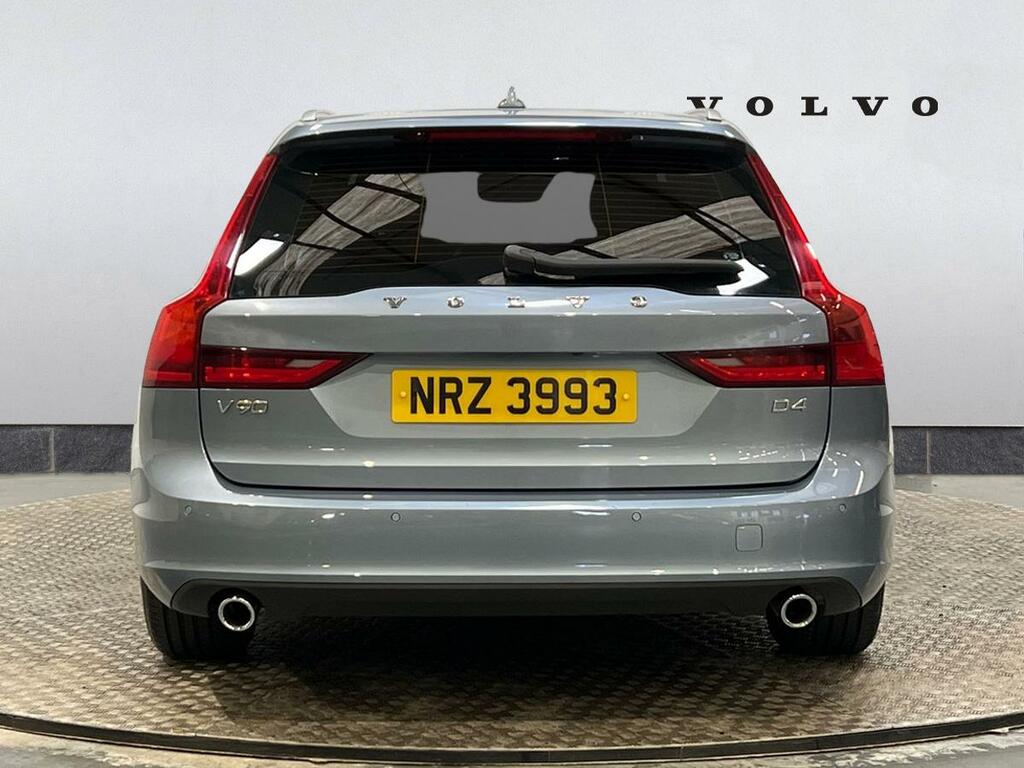 Volvo V90 T4 R-design Plus Black #7