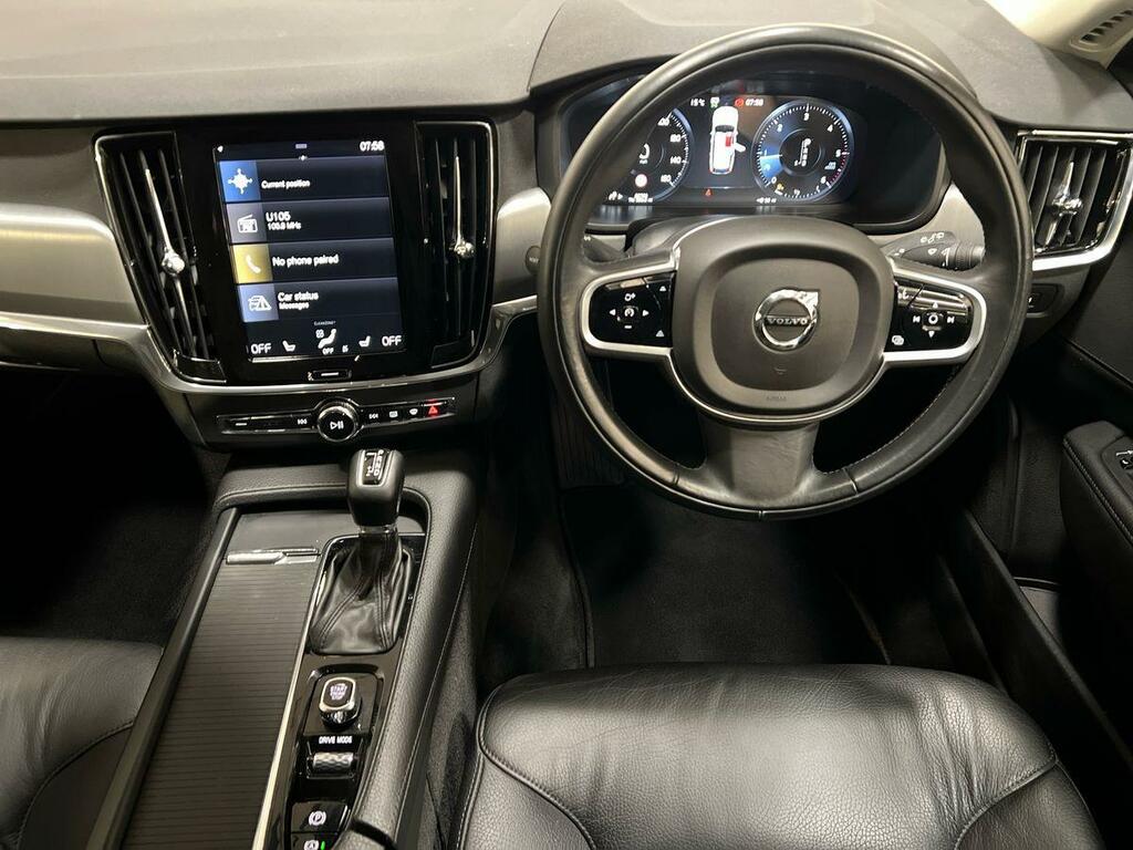 Volvo V90 T4 R-design Plus Black #5