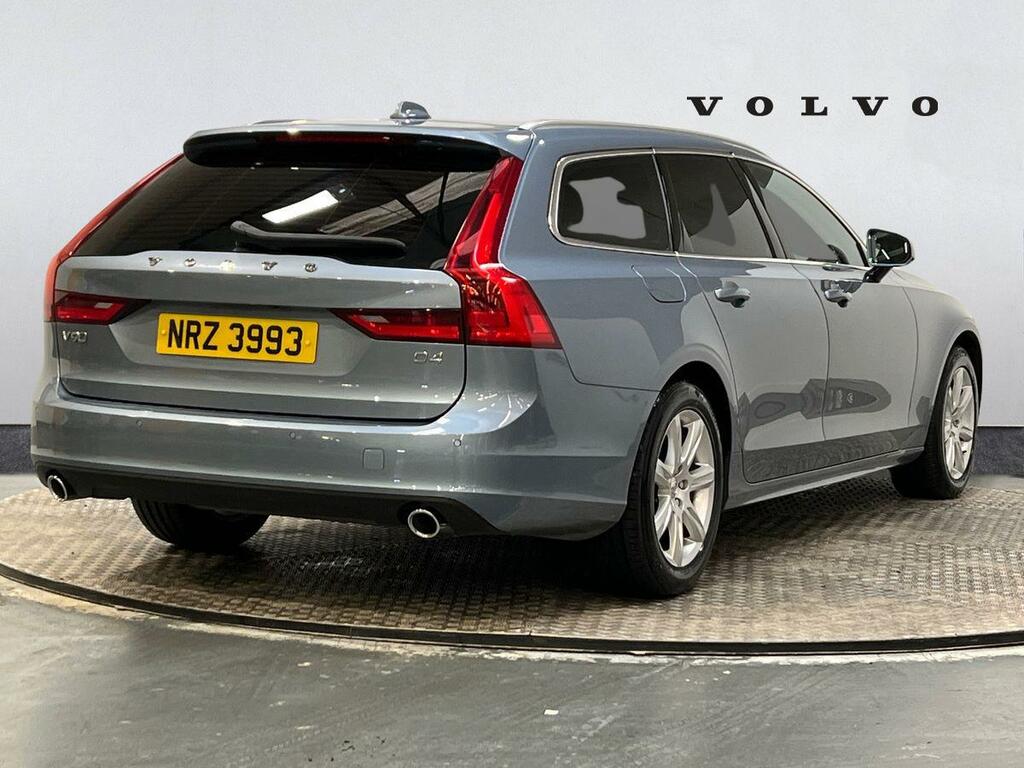 Volvo V90 T4 R-design Plus Black #2