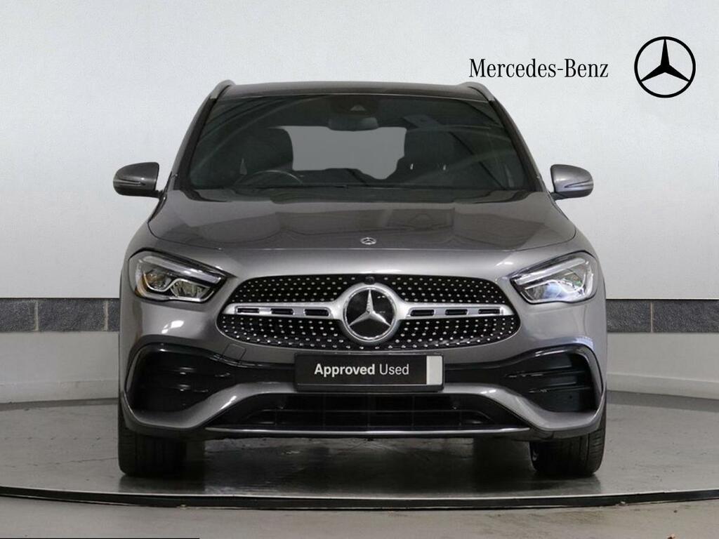 Mercedes-Benz GLA Class 200 Amg Line Premium Black #12