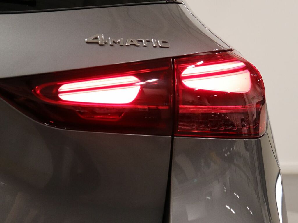 Mercedes-Benz GLA Class Amg Line Silver #28
