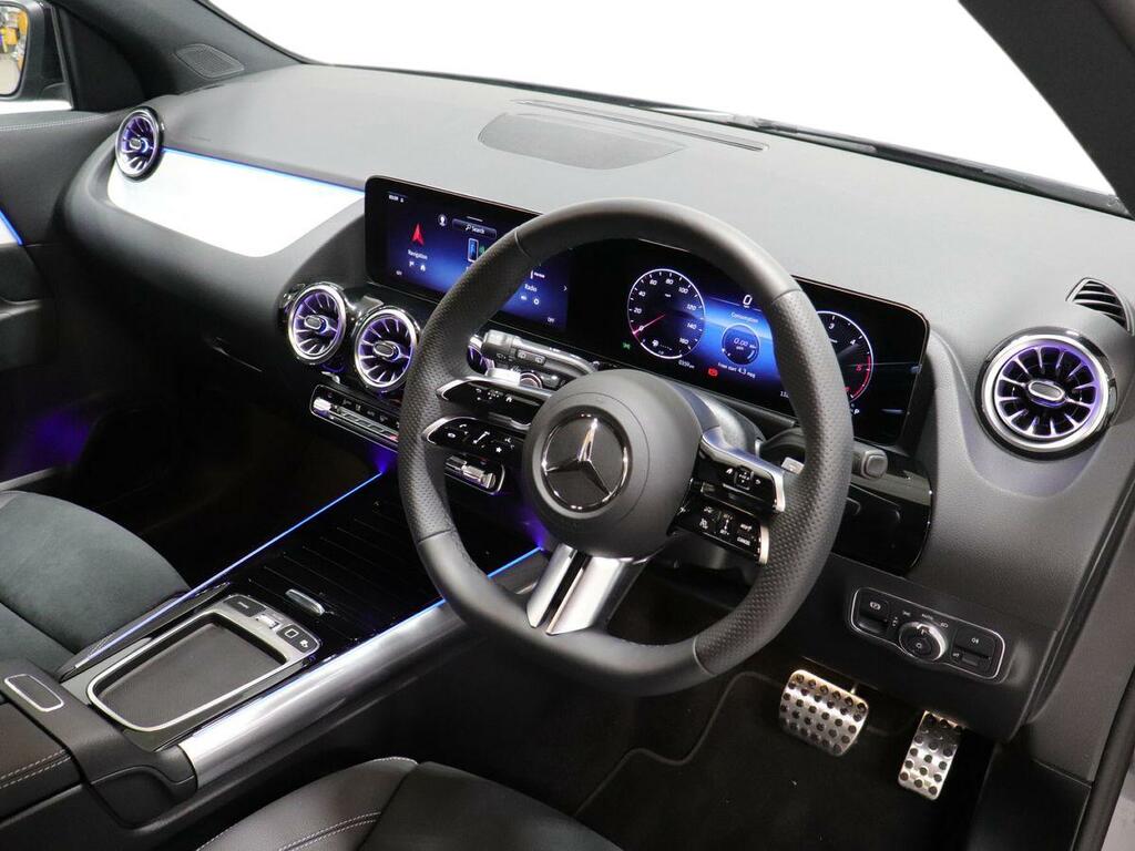 Mercedes-Benz GLA Class Amg Line Silver #14