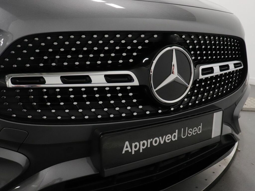 Mercedes-Benz GLA Class Amg Line Silver #47
