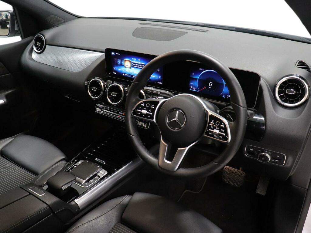 Mercedes-Benz B Class Mpv Silver #14