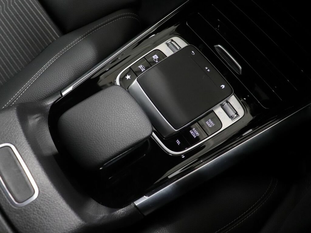 Mercedes-Benz B Class Mpv Silver #35