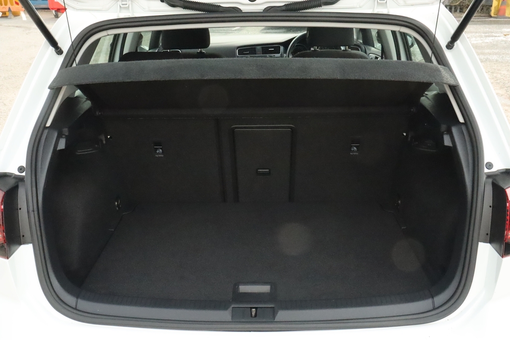 Volkswagen e-Golf 1.4 Tsi 13Kwh Gte Hatchback Pet... Black #10