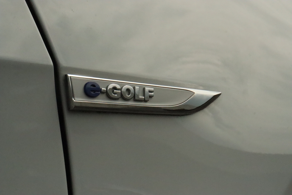Volkswagen e-Golf 1.4 Tsi 13Kwh Gte Hatchback Pet... Black #22