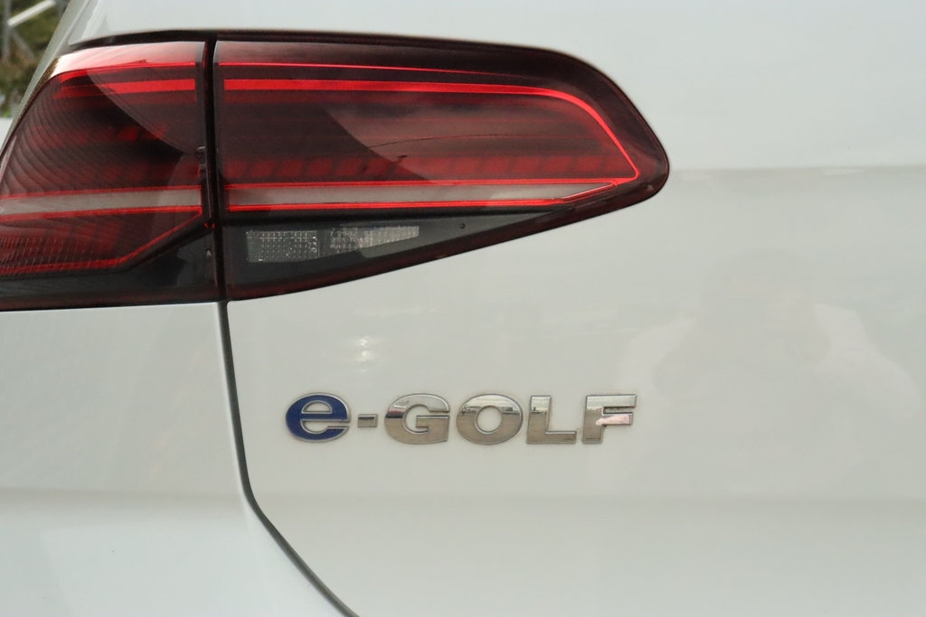 Volkswagen e-Golf 1.4 Tsi 13Kwh Gte Hatchback Pet... Black #21