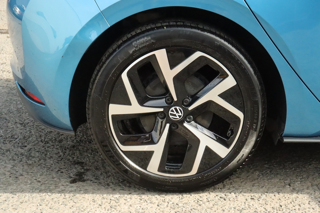 Volkswagen ID.3 Pro 58Kwh Match #25