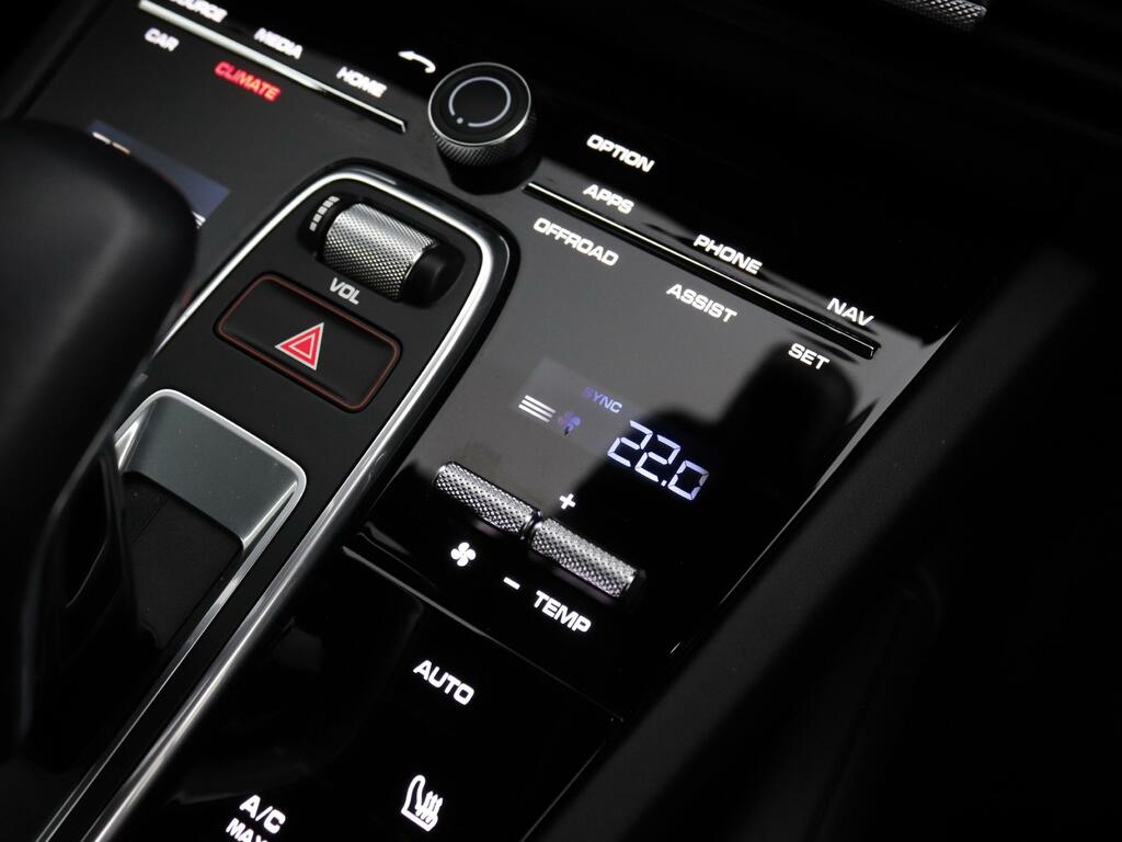 Porsche Cayenne Turbo S E-hybrid 4.0 V8 Tiptronic S  #28