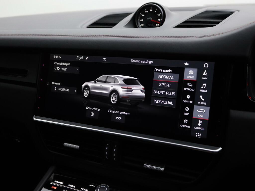 Porsche Cayenne Turbo S E-hybrid 4.0 V8 Tiptronic S  #31