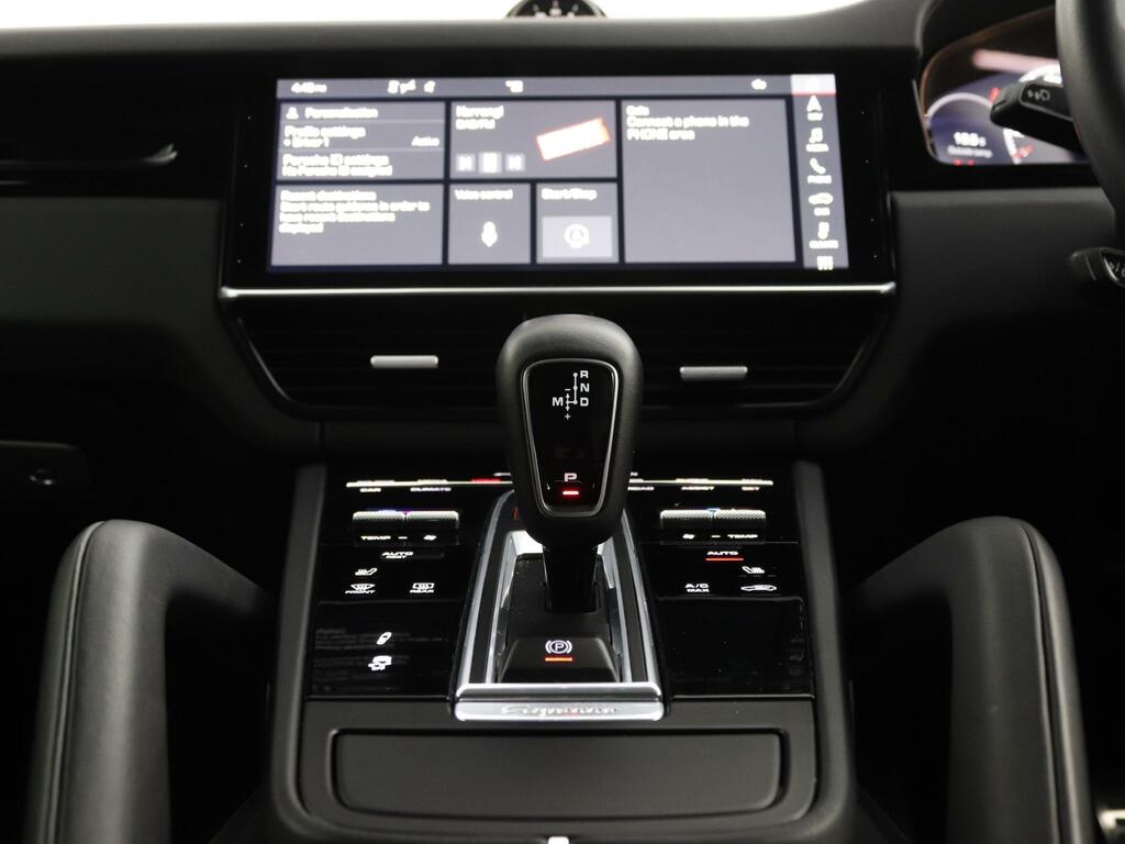 Porsche Cayenne Turbo S E-hybrid 4.0 V8 Tiptronic S  #12
