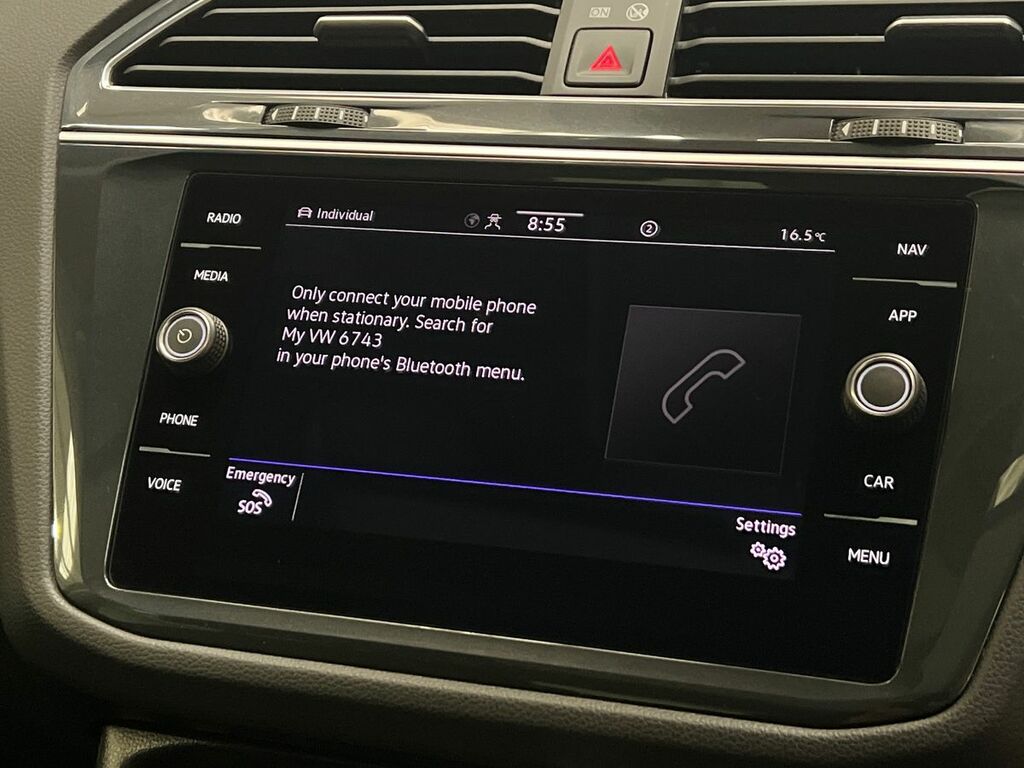 Volkswagen Tiguan Life Black #33