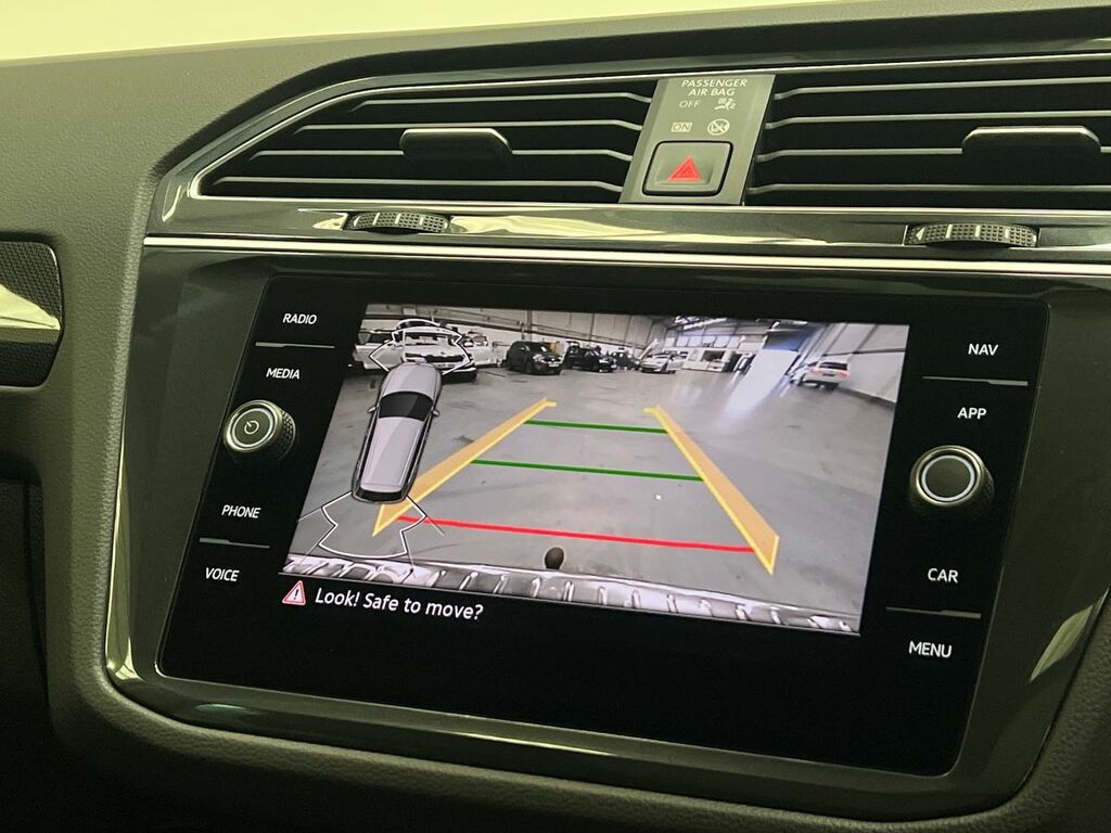 Volkswagen Tiguan Life Black #35