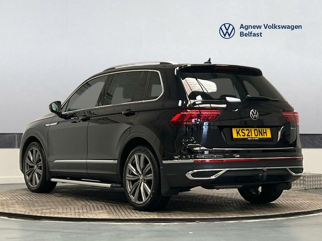 Volkswagen Tiguan Life Black #3