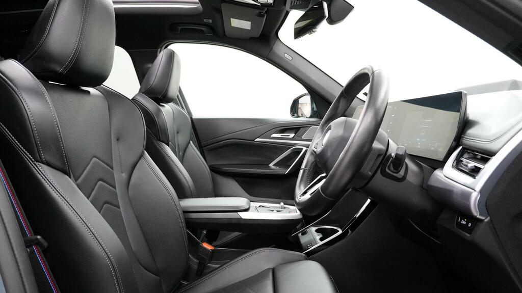 BMW iX1 Ix1 Edrive20 Sport Red #10