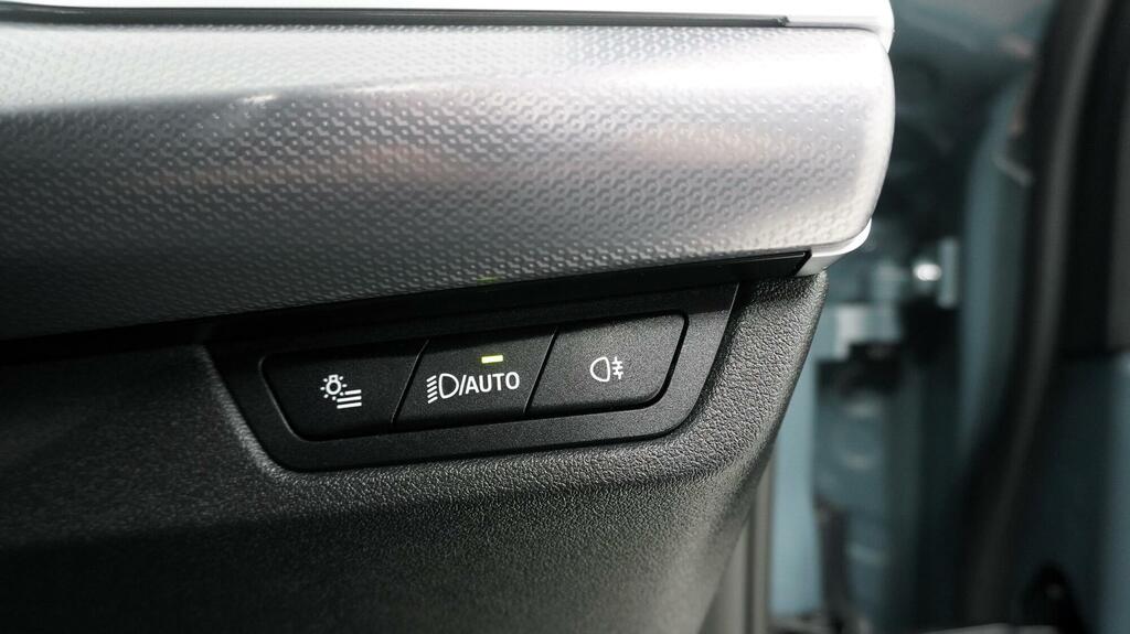 BMW iX1 Ix1 Edrive20 Sport Red #19