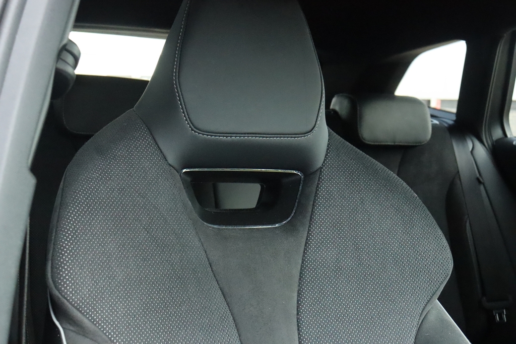 Skoda ENYAQ Edition Blue #32